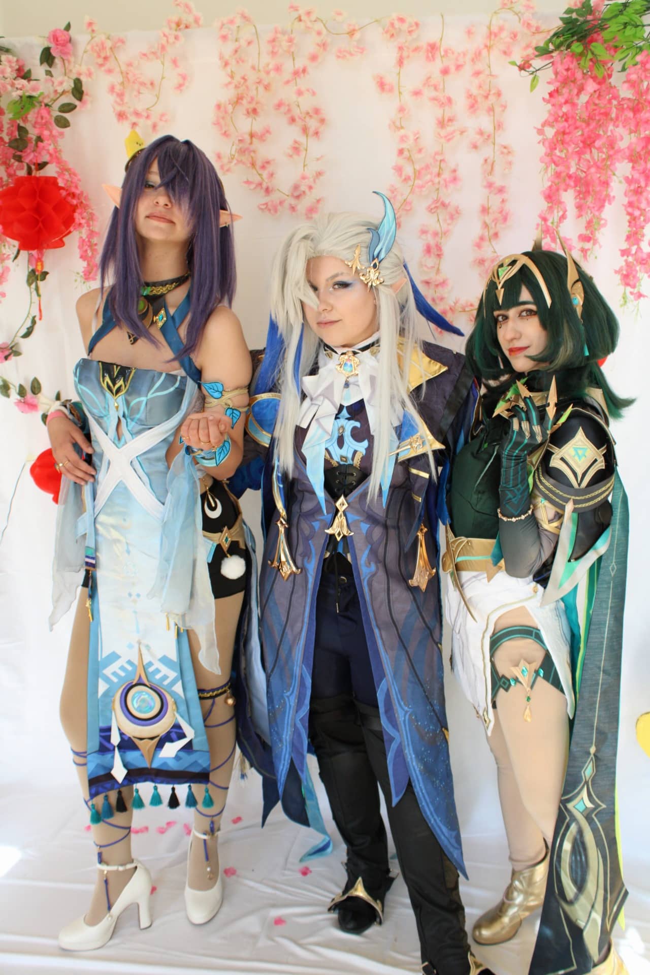 Genshin-Trio in Lila, Eis und Smaragd